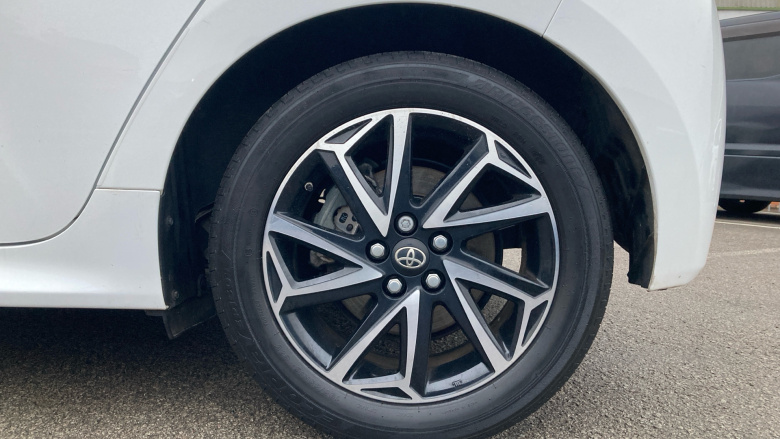 Toyota Yaris 1.5 Hybrid Design 5dr CVT Hybrid Hatchback